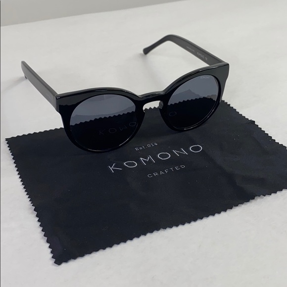 Komono Sunglasses Lulu Glossy Black cat eye main image 10